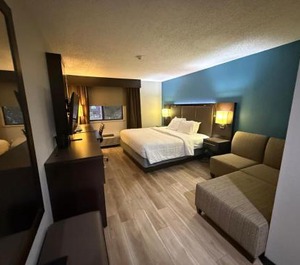 Quality Inn 