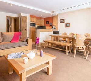 Pierre Vacances Residence Les Chalets Du Forum People 