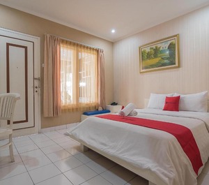 Reddoorz Setrasari Mall 