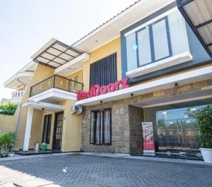 Reddoorz Syariah Marvell City Mall 