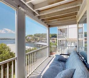 Bay Village Of Seasons 