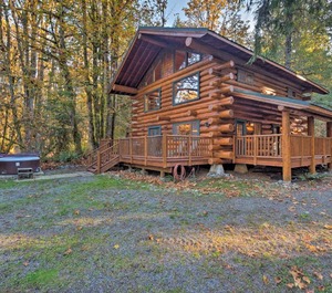 Custom Riverfront Log Stevens Pass 