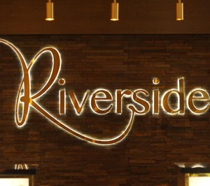 Riverside Lodge Hotel 