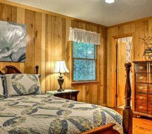 Lavinder Laurel Leaf Cottage Creek 