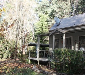 Shadybrook Alpine Cottage No Gardens The Ovens River 