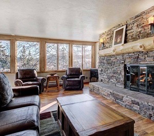 Ski Hill Place 