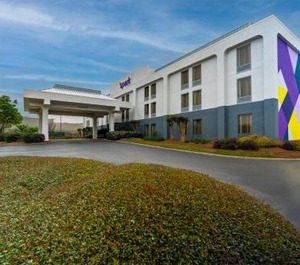 Hampton Inn 