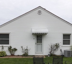 Cottage Located Gotl Strip 