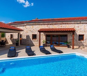 Stone Villa Miandri 