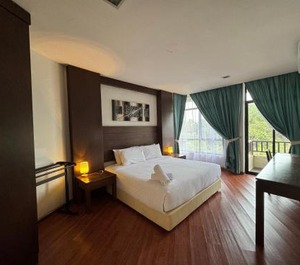 Samsuria Beach Resort 