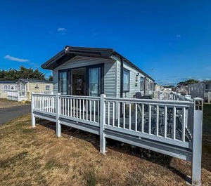 Berth Caravan At Felixstowe Beach Holiday Park 