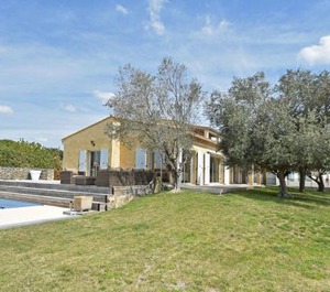 Stylish Villa Of France Swimming 