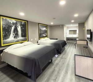 Wyndham Visalia 