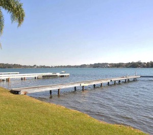 The Fishing Point Macquarie Put Line Catch Fish 