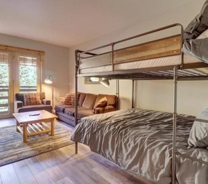 Tucker Mtn Lodge 