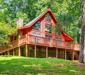 Tomahawk Lodge 