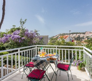 Holiday Dubrovnik Persons Bedrooms 