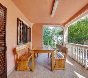 Terrace Jezera Murter 