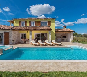 Villa Gardenia Garden Jacuzzi 
