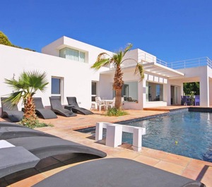 Villa Moderna Plusholidays 