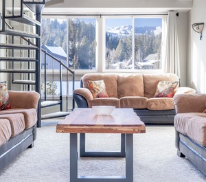 Ski Hill Place 