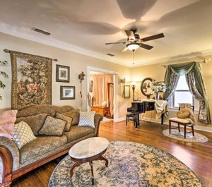 Berkley Bungalow Yard Sheppard Afb 