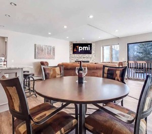 Lagoon Townhome 