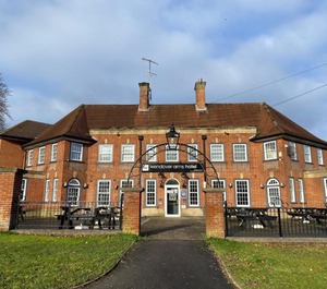 Wendover Arms Hotel 