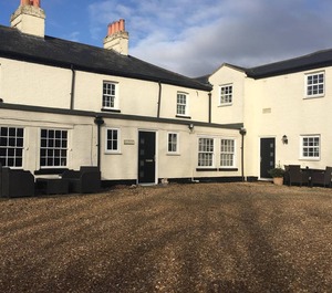 Whitehouse Cottage Paxton 