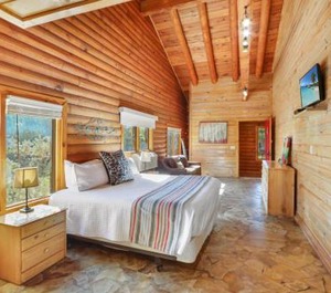 Wimberley Log Resort 