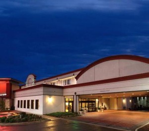 Holiday Inn Ihg Hotel 