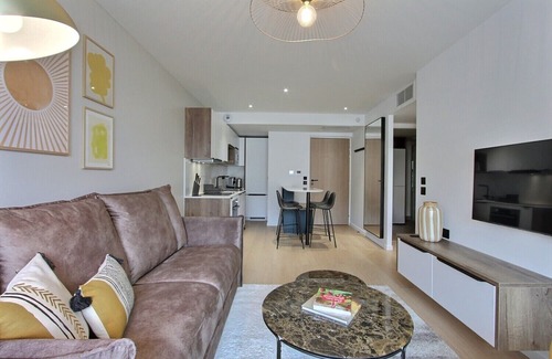 Grenelle Apartment | 1-bedroom apartment with balcony and air conditioning near the Eiffel Tower