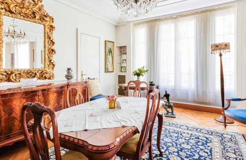 Ternes Apartment | 100 m² Apartment ∙ 1 bedroom ∙ 5 guests
