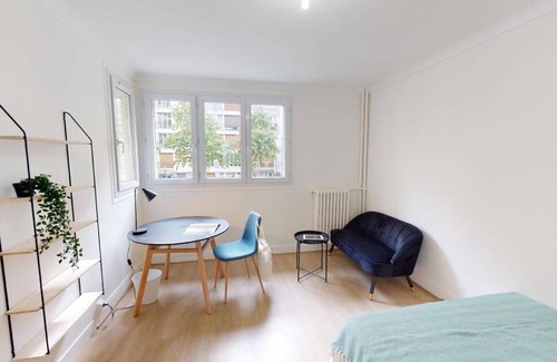 Porte d'Asnieres Resort | 106 m² Private room ∙ 1 bedroom ∙ 1 guest