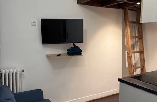 17th Arrondissement Apartment | 11 m² Apartment ∙ 2 guests