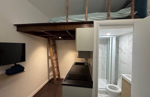17th Arrondissement Apartment | 11 m² Apartment ∙ 2 guests