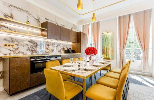 Arsenal Apartment | 110 m² Apartment ∙ 4 bedrooms ∙ 10 guests