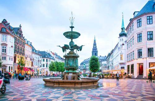 Copenhagen City Centre Apartment | 115 m² Apartment ∙ 2 bedrooms ∙ 6 guests