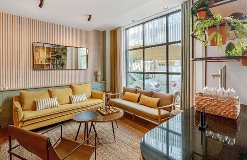 Prince–Marmottan Hotel | 14 m² Hotel ∙ 127 guests