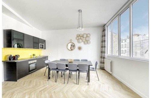 Montmartre Apartment | 147 m² Apartment ∙ 3 bedrooms ∙ 8 guests