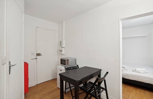 6th Arrondissement Apartment | 15 m² Apartment ∙ 1 bedroom ∙ 2 guests