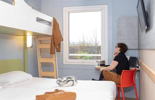 Vanves Hotel | 15 m² Hotel ∙ 127 guests