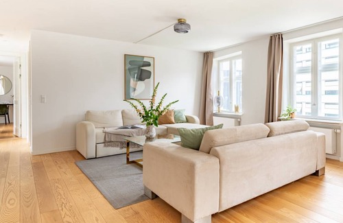 Copenhagen City Centre Apartment | 163 m² Apartment ∙ 4 bedrooms ∙ 8 guests