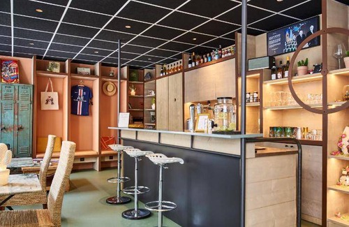 Billancourt–Rives de Seine Hotel | 17 m² Hotel ∙ 10 guests