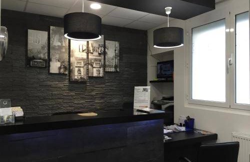 Maisons-Alfort Hotel | 17 m² Hotel ∙ 2 guests
