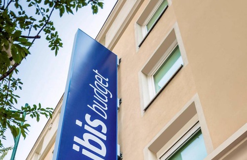 Saint-Maurice Hotel | 18 m² Hotel ∙ 127 guests