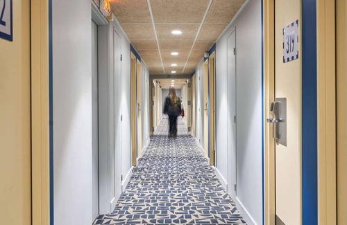 Saint-Maurice Hotel | 18 m² Hotel ∙ 127 guests