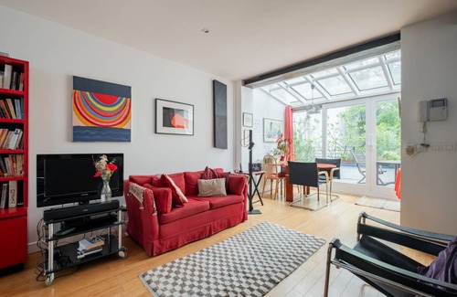Charonne House | 180 m² House ∙ 3 bedrooms ∙ 6 guests