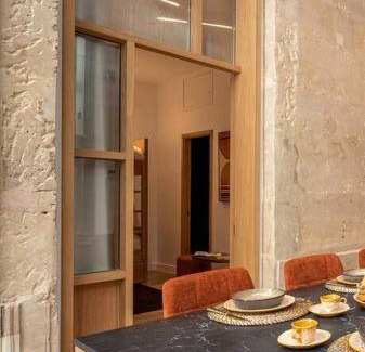 Porte-Saint-Martin Apartment | 195 m² Apartment ∙ 4 bedrooms ∙ 10 guests