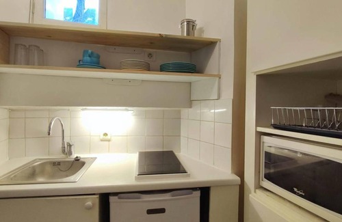Saint-Germain-des-Pres Apartment | 20 m² Apartment ∙ 2 guests
